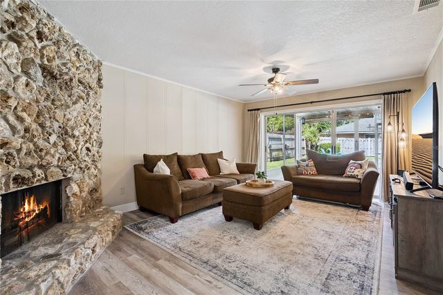 306 HICKORY DRIVE, Longwood, FL 32779