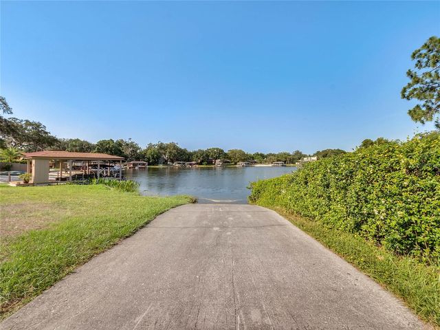 306 HICKORY DRIVE, Longwood, FL 32779