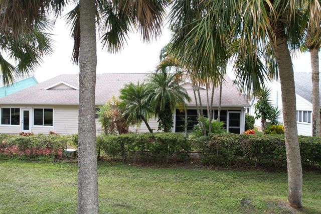 4064 Gator Trace Road, Fort Pierce, FL 34982