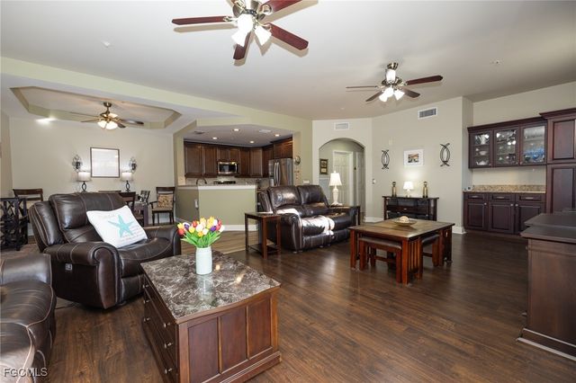 1520 SW 50th ST 102, Cape Coral, FL 33914