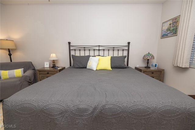 1520 SW 50th ST 102, Cape Coral, FL 33914