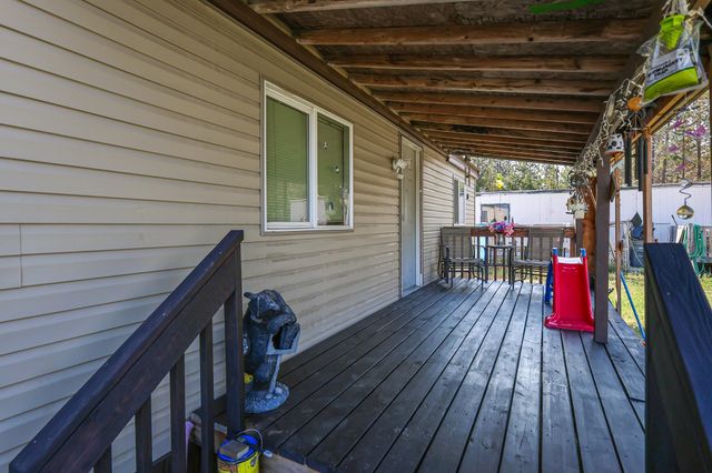 40414 N Newporty #40 Hwy, Elk, WA 99009