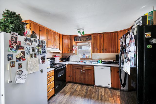 40414 N Newporty #40 Hwy, Elk, WA 99009