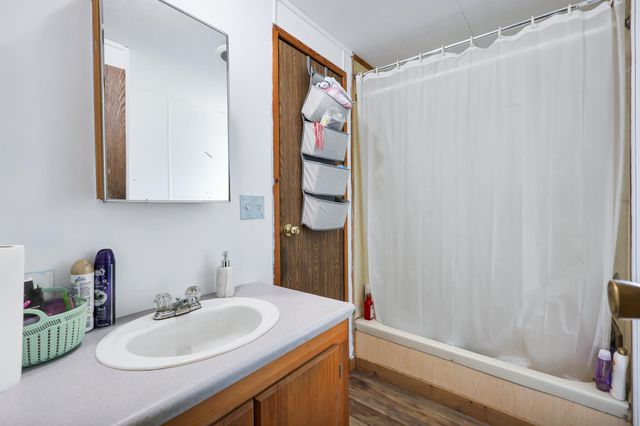 40414 N Newporty #40 Hwy, Elk, WA 99009