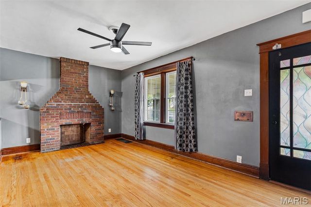 3163 Hampton Avenue, St Louis, MO 63139