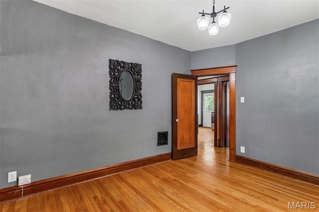 3163 Hampton Avenue, St Louis, MO 63139
