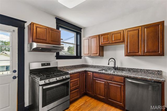 3163 Hampton Avenue, St Louis, MO 63139