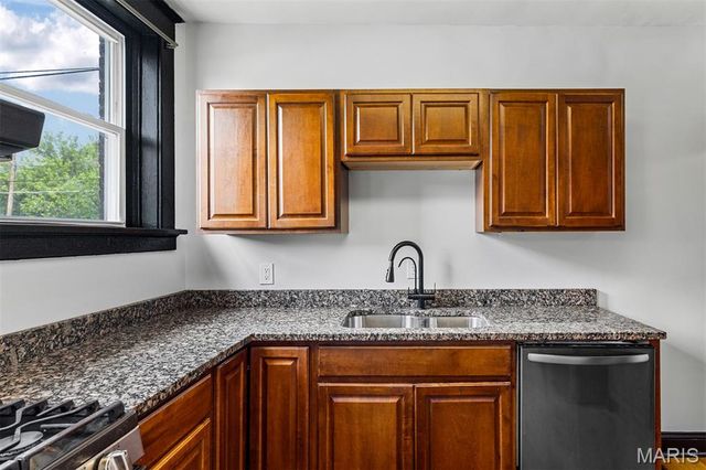 3163 Hampton Avenue, St Louis, MO 63139