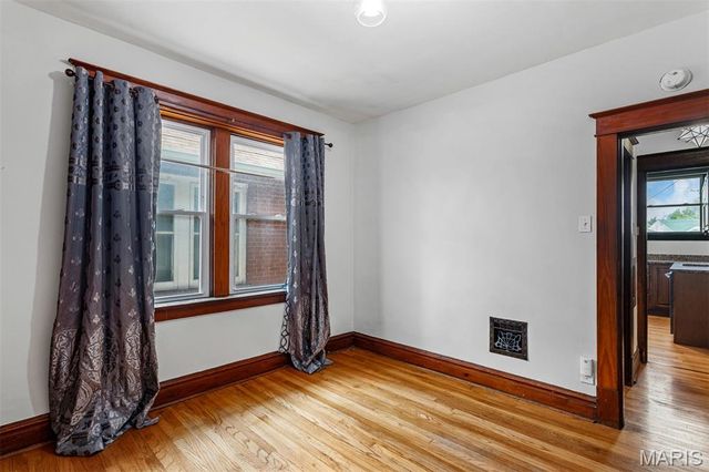 3163 Hampton Avenue, St Louis, MO 63139