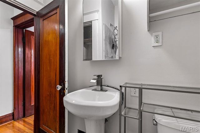 3163 Hampton Avenue, St Louis, MO 63139
