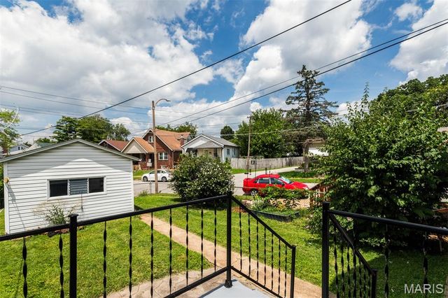 3163 Hampton Avenue, St Louis, MO 63139