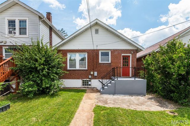 3163 Hampton Avenue, St Louis, MO 63139