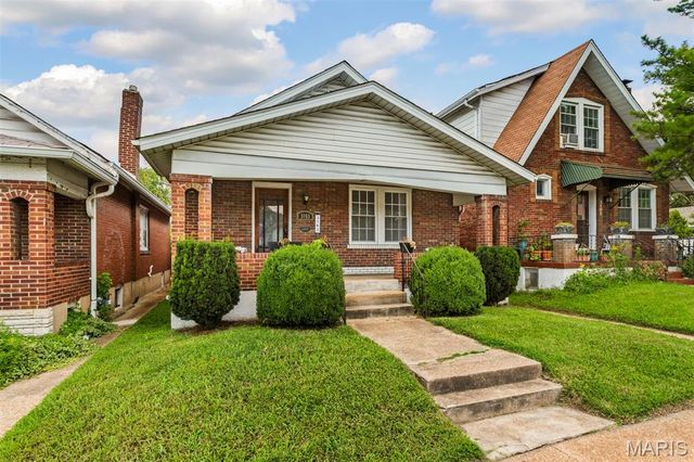 3163 Hampton Avenue, St Louis, MO 63139