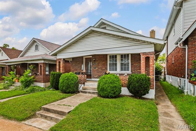 3163 Hampton Avenue, St Louis, MO 63139