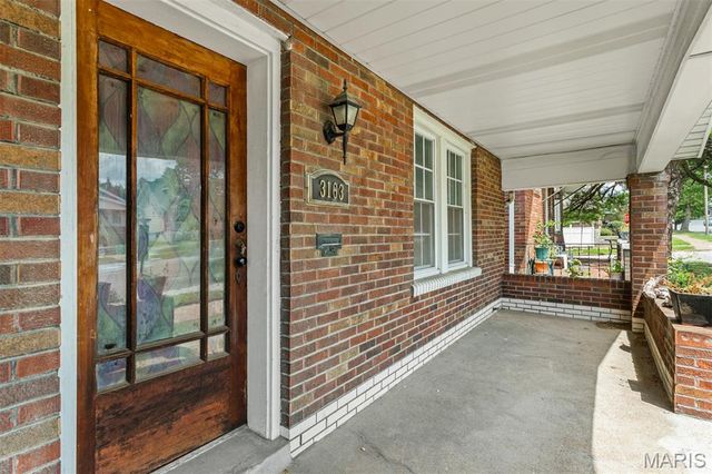3163 Hampton Avenue, St Louis, MO 63139
