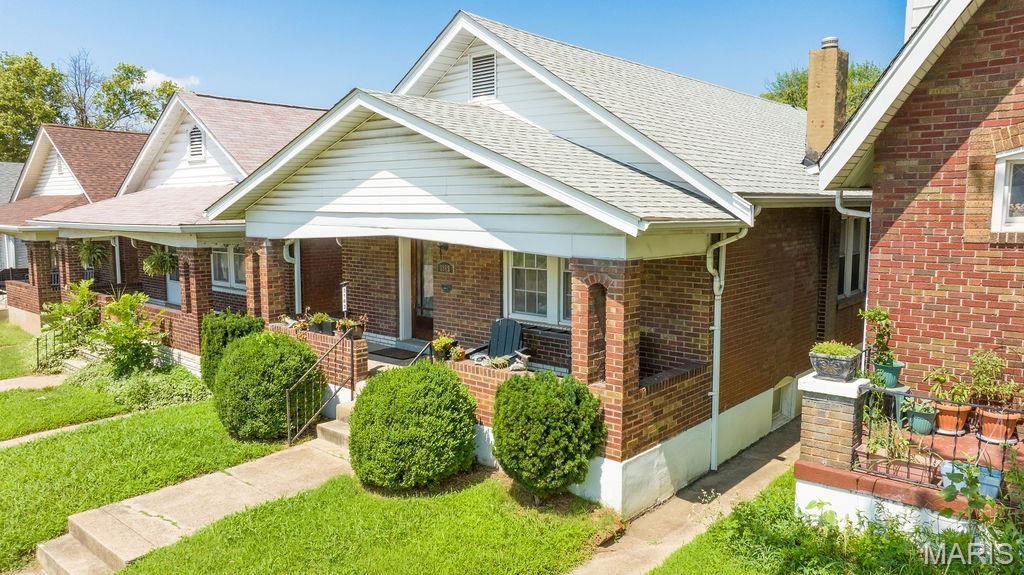 3163 Hampton Avenue, St Louis, MO 63139