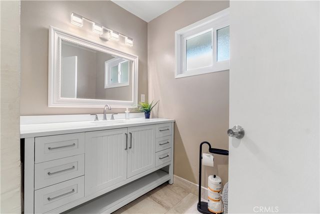 7850 E Berner, Long Beach, CA 90808