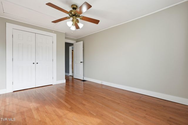 1252 Old Jonesboro Road, Bristol, TN 37620