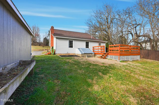 1252 Old Jonesboro Road, Bristol, TN 37620