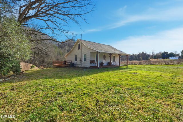 1252 Old Jonesboro Road, Bristol, TN 37620