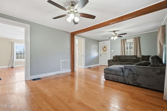 1252 Old Jonesboro Road, Bristol, TN 37620