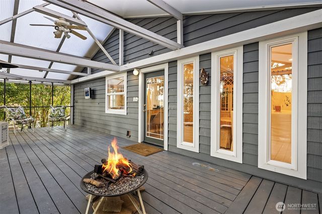 17226 SE 40th Place, Bellevue, WA 98008