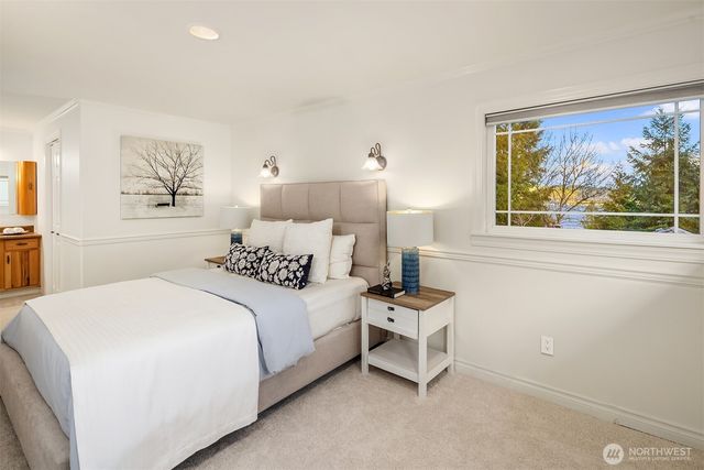 17226 SE 40th Place, Bellevue, WA 98008