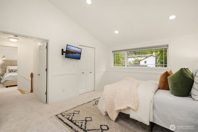 17226 SE 40th Place, Bellevue, WA 98008