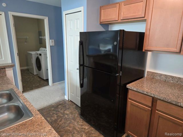29949 Fox Run Circle, Warren, MI 48092