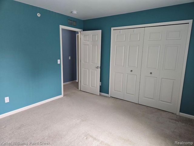 29949 Fox Run Circle, Warren, MI 48092