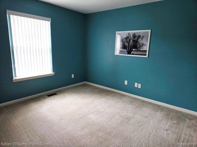 29949 Fox Run Circle, Warren, MI 48092