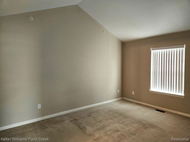 29949 Fox Run Circle, Warren, MI 48092