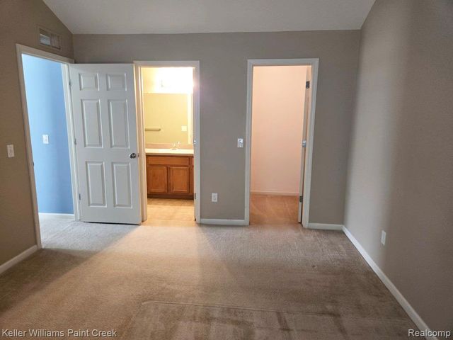 29949 Fox Run Circle, Warren, MI 48092
