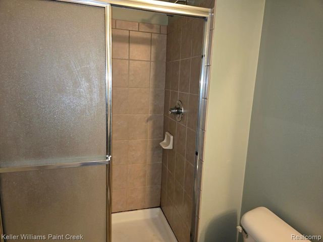 29949 Fox Run Circle, Warren, MI 48092