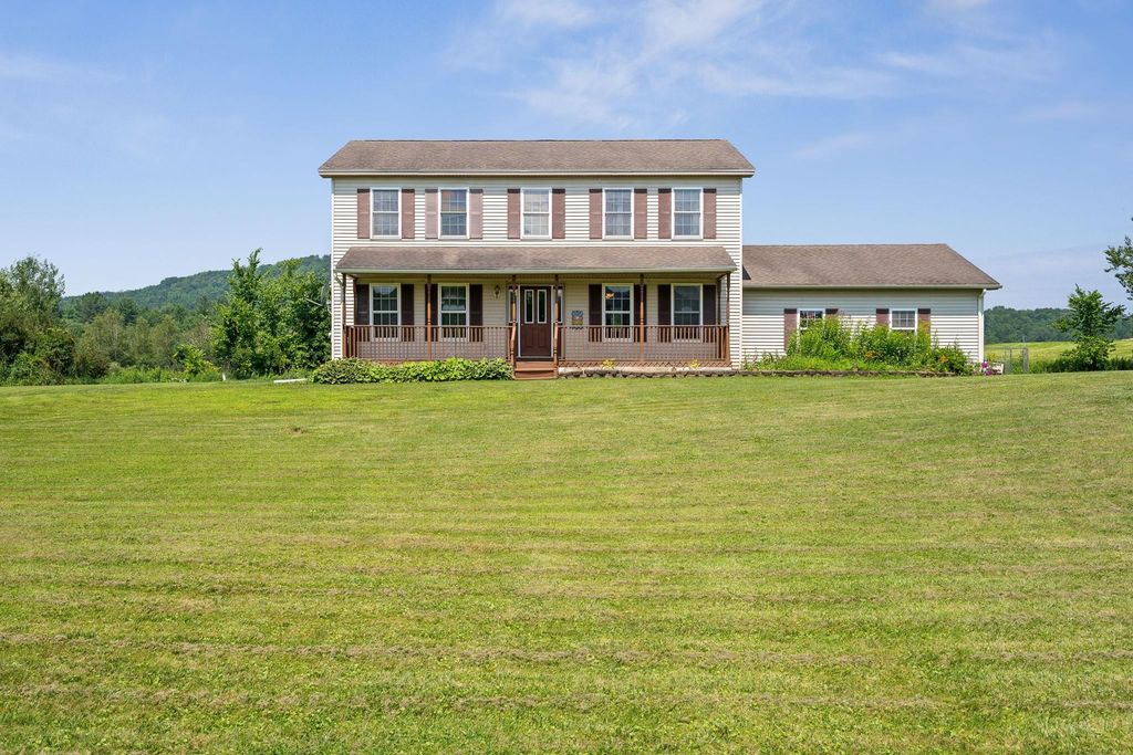 4 Woodward Road, Fairfax, VT 05454