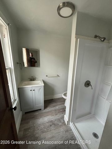 1019 Daleford Avenue, Lansing, MI 48915