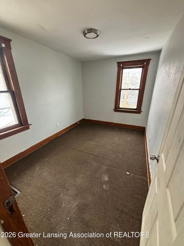 1019 Daleford Avenue, Lansing, MI 48915