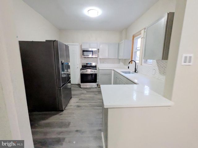 1344 SHERIDAN ST, Camden, NJ 08104