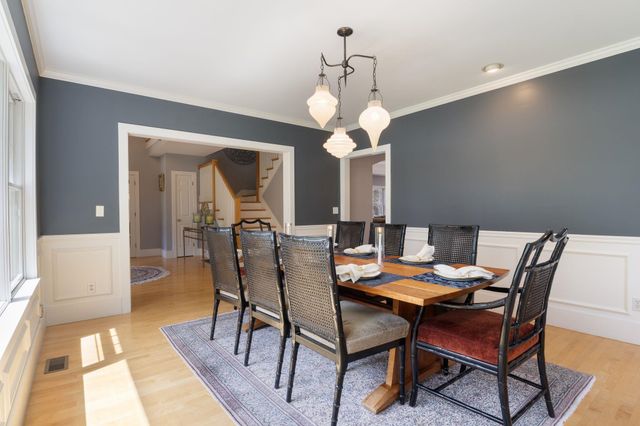 15 Wiggin Way, Stratham, NH 03885