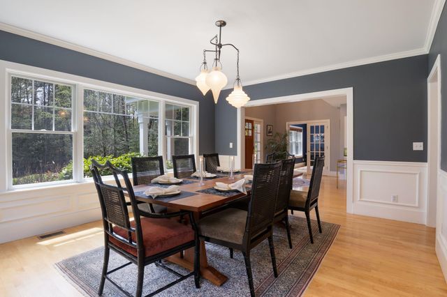 15 Wiggin Way, Stratham, NH 03885