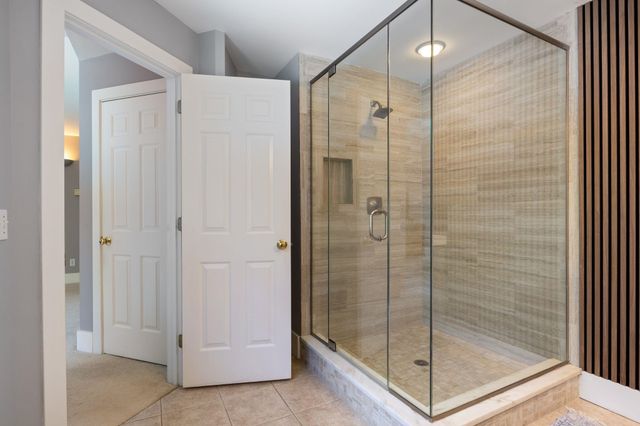 15 Wiggin Way, Stratham, NH 03885