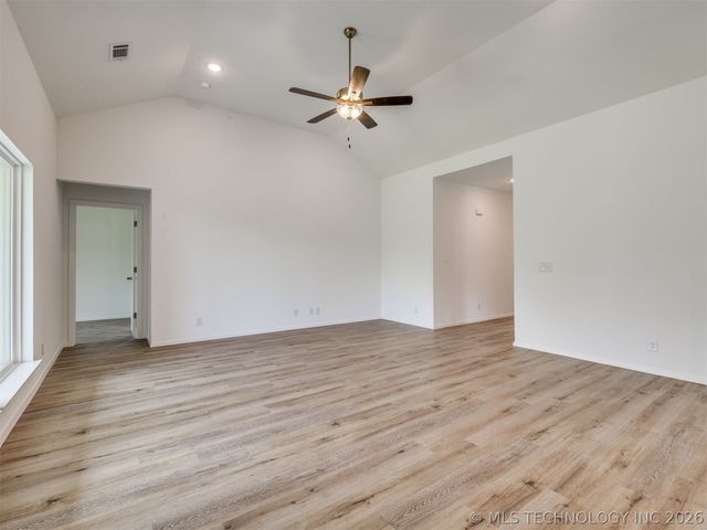 13301 E 125th Street North, Collinsville, OK 74021