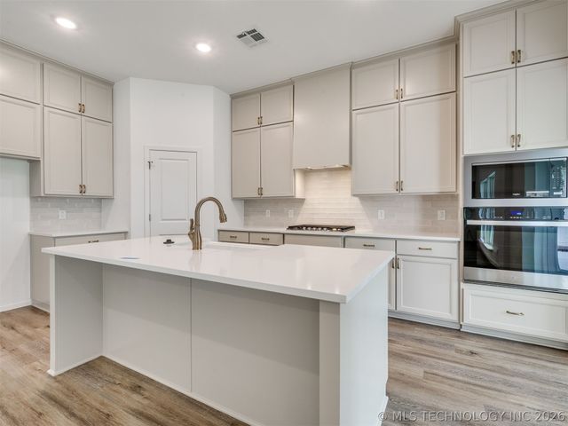 13301 E 125th Street North, Collinsville, OK 74021