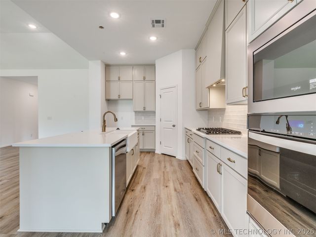 13301 E 125th Street North, Collinsville, OK 74021