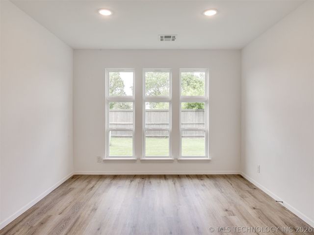 13301 E 125th Street North, Collinsville, OK 74021