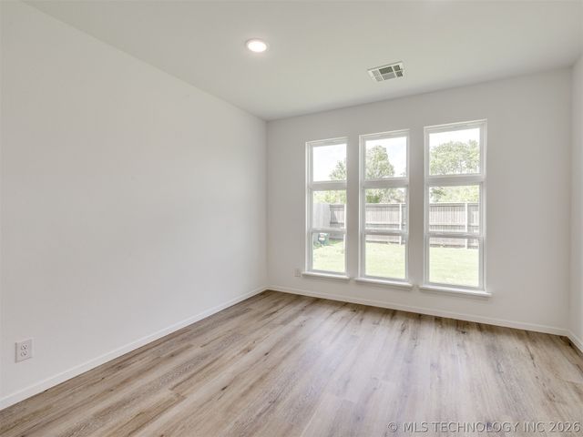 13301 E 125th Street North, Collinsville, OK 74021