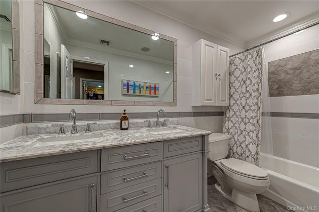 9 Elderwood Drive, Saint James, NY 11780