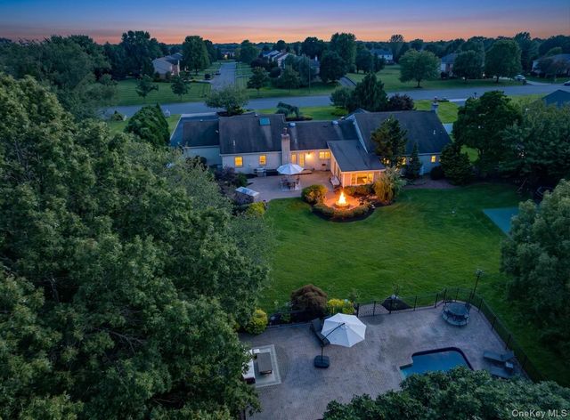 9 Elderwood Drive, Saint James, NY 11780