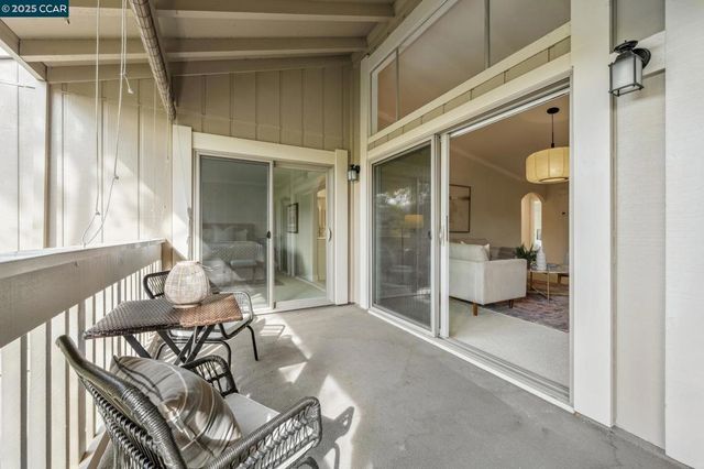 870 Terra California Dr 5, Walnut Creek, CA 94595