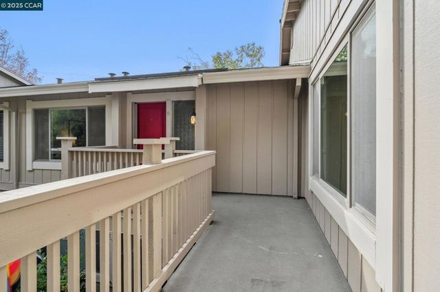 870 Terra California Dr 5, Walnut Creek, CA 94595
